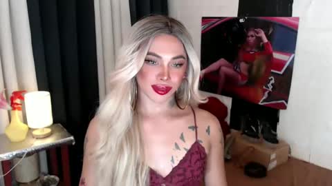 Snapshot of valentina_goddess_tsxxx chatting on 15, 2, 2025 Amanda online show from 15, 2, 2025