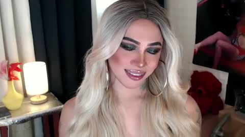 Snapshot of valentina_goddess_tsxxx chatting on 16, 2, 2025 Amanda online show from 16, 2, 2025
