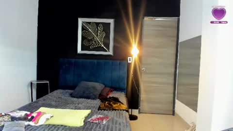 valentina_herrrera online show from 16, 6, 2026
