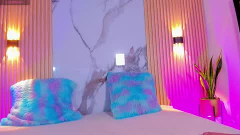 Valentina online show from 17, 9, 2025