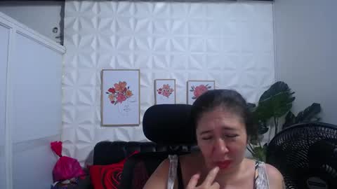Snapshot of valentina_mature chatting on 12, 3, 2025 Valentina  online show from 12, 3, 2025