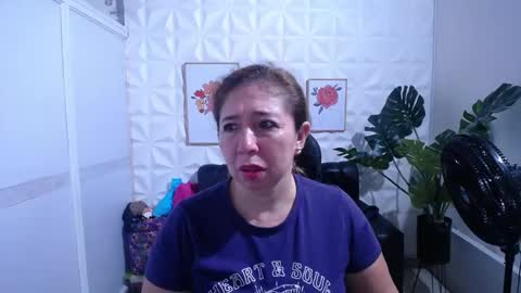 Snapshot of valentina_mature chatting on 11, 9, 2025 Valentina  online show from 11, 9, 2025