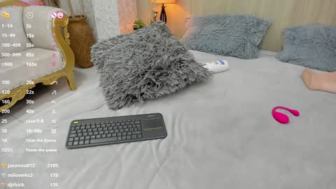   online show from 28, 12, 2024