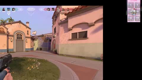 Snapshot of valentinagames chatting on 4, 12, 2025 Valentina online show from 4, 12, 2025