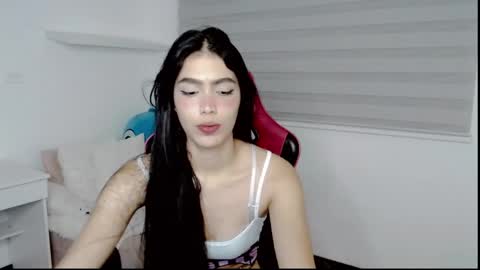 Snapshot of valentinasweet_ chatting on 11, 5, 2026 Valentina online show from 11, 5, 2026