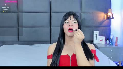 valentino moon online show from 21, 11, 2025