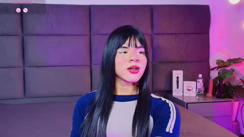 valentino moon online show from 8, 1, 2026