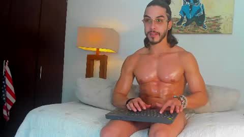 Snapshot of valentinocorleone_ chatting on 12, 6, 2026 VALENTINO online show from 12, 6, 2026