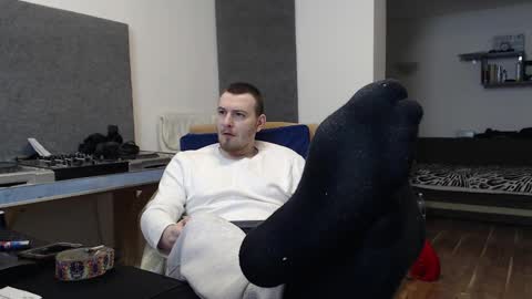 Snapshot of valentinofit chatting on 15, 1, 2025 Valentino online show from 15, 1, 2025