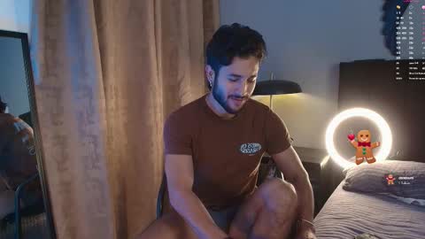 Snapshot of valentinoford chatting on 2, 12, 2025 Valentino online show from 2, 12, 2025