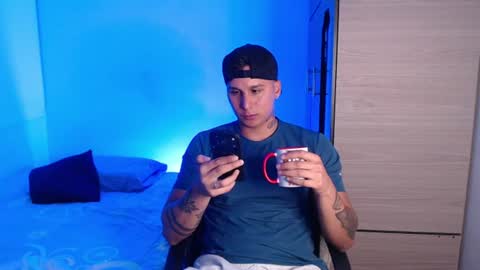 Snapshot of valentinosex_1 chatting on 10, 7, 2026 VALENTINO online show from 10, 7, 2026