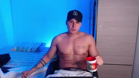 Snapshot of valentinosex_1 chatting on 28, 7, 2026 VALENTINO online show from 28, 7, 2026