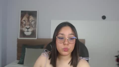 Snapshot of valeri_reyes chatting on 19, 9, 2025 Valeri Reyes online show from 19, 9, 2025