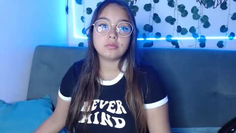 valeria online show from 4, 1, 2025