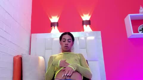 valeria montesio online show from 30, 10, 2025