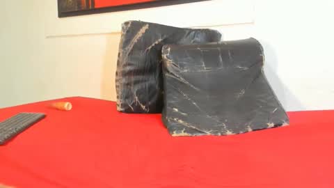 valeriapinkk online show from 24, 11, 2025