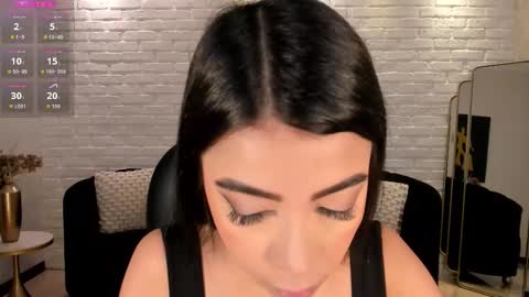 Snapshot of valeriavelvet chatting on 10, 11, 2025 Vale online show from 10, 11, 2025