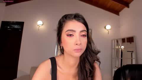 Snapshot of valeriavelvet chatting on 2, 12, 2025 Vale online show from 2, 12, 2025