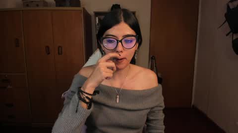 Val  online show from 15, 1, 2025