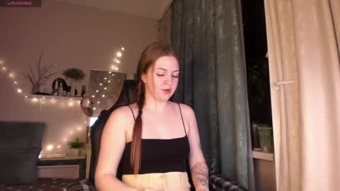 Snapshot of valerie_cutee chatting on 19, 5, 2026 Lera online show from 19, 5, 2026