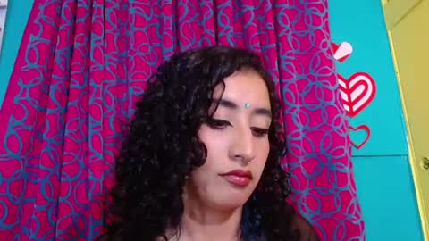 Snapshot of valerie_mase chatting on 7, 3, 2025 vale online show from 7, 3, 2025
