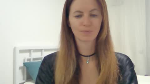 Snapshot of valerie_rose777 chatting on 20, 10, 2025 valerie_rose777 online show from 20, 10, 2025