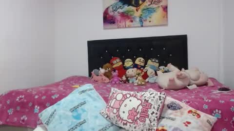 Snapshot of valerie_rousse chatting on 25, 2, 2025 valerie_rousse online show from 25, 2, 2025