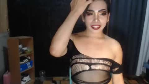 Snapshot of valerie_sensual chatting on 23, 10, 2025 valerie_sensual online show from 23, 10, 2025
