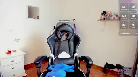 Valerie Blake online show from 28, 9, 2025