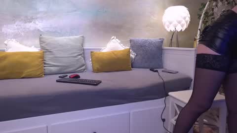 Valerie online show from 7, 3, 2025