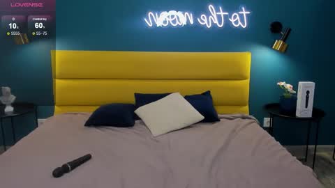 Snapshot of valeriekingg chatting on 26, 11, 2025 Hot Valerie online show from 26, 11, 2025