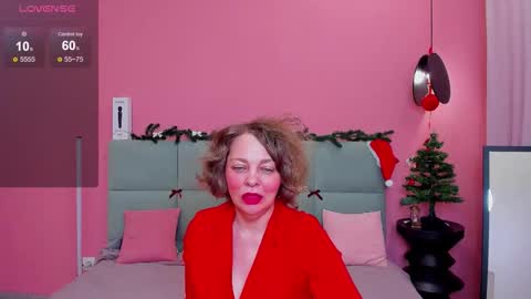 Snapshot of valeriekingg chatting on 10, 1, 2026 Hot Valerie online show from 10, 1, 2026