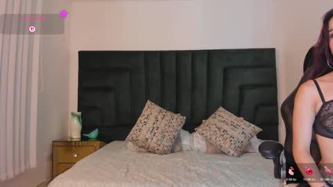 valeriemattson_ online show from 25, 9, 2025