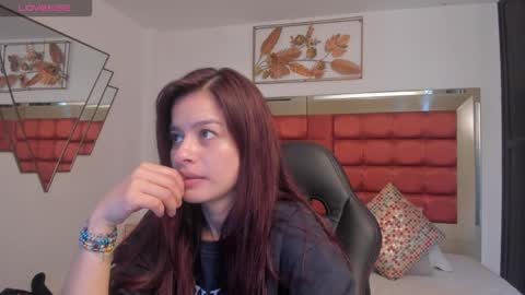 valeriemattson_ online show from 29, 9, 2025