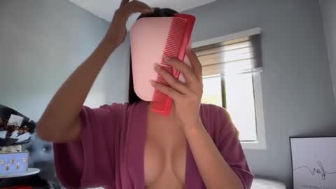 Snapshot of valerieriches chatting on 2, 3, 2026 Valerie online show from 2, 3, 2026