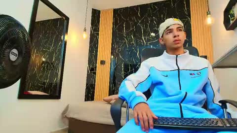 VALERIO  online show from 13, 5, 2026