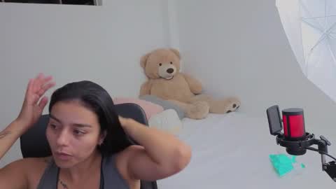 Juli C online show from 15, 2, 2026