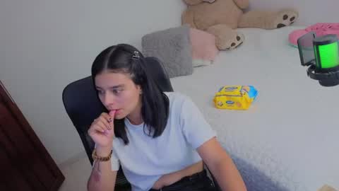 valerihouse_ online show from 20, 6, 2026