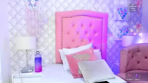   online show from 30, 9, 2025