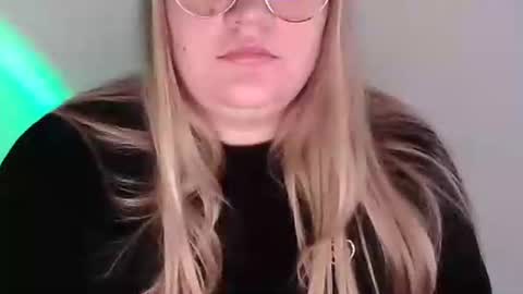 Snapshot of valerivane chatting on 28, 11, 2025 Valery online show from 28, 11, 2025