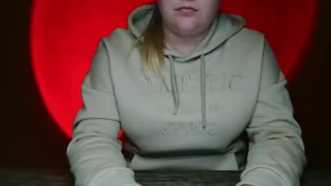 Snapshot of valerivane chatting on 16, 12, 2025 Valery online show from 16, 12, 2025