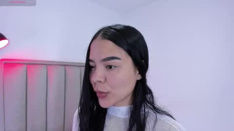 Cris  online show from 4, 11, 2025