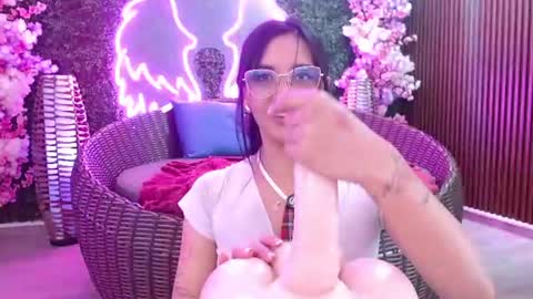 valery_blush online show from 12, 6, 2026