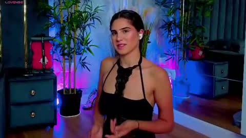 Snapshot of valery_evann chatting on 18, 7, 2026 Valery online show from 18, 7, 2026