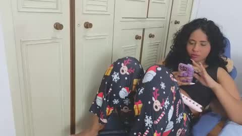 valery_lovex_ online show from 7, 5, 2026