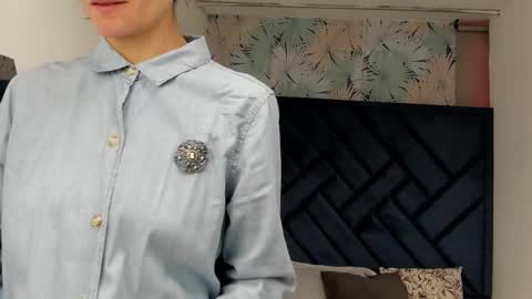 VALERY MORE online show from 21, 10, 2025