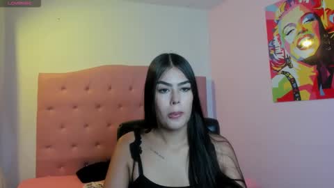 Snapshot of valerykit chatting on 7, 10, 2025 VALERY online show from 7, 10, 2025