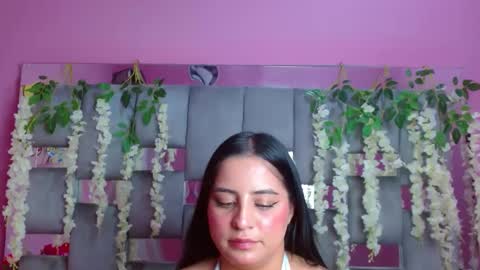 Snapshot of valerysexx_ chatting on 4, 12, 2024 vale online show from 4, 12, 2024