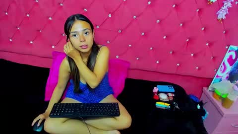 Snapshot of valerysweety__ chatting on 11, 2, 2025 ValerySweety online show from 11, 2, 2025