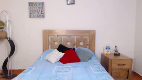 Sofia online show from 12, 9, 2025